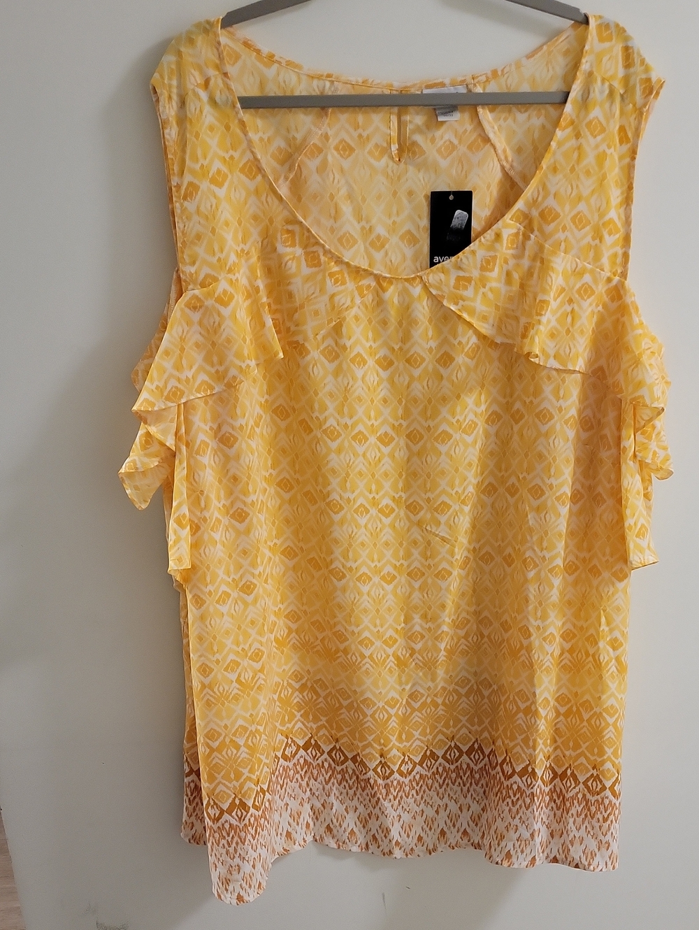 Avenue Yellow Geometric Cold-Shoulder Blouse with Ruffles Size 30/32